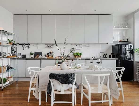 Kitchen Cabinet Painting & Refinishing